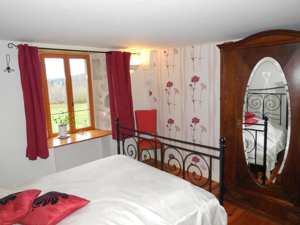 Saint-Germain-l'HermDomaine Le Sauzet住宿加早餐旅馆 客房 照片