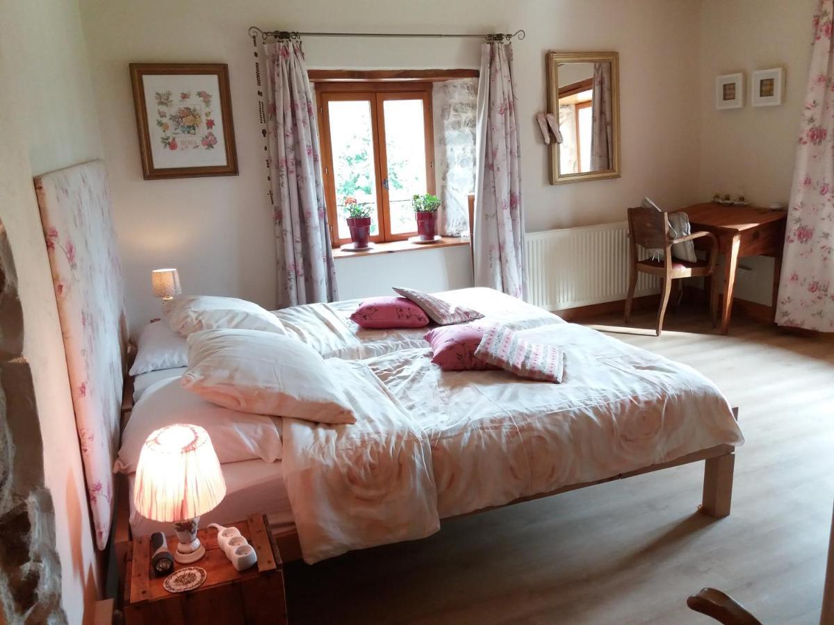 Saint-Germain-l'HermDomaine Le Sauzet住宿加早餐旅馆 外观 照片
